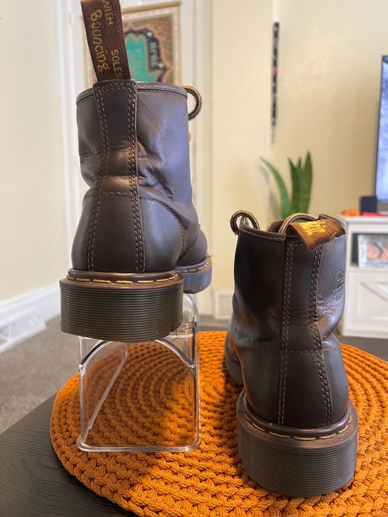 Vintage Dr. Martens Made in England Boots with Air-Cushioned Sole main image 9